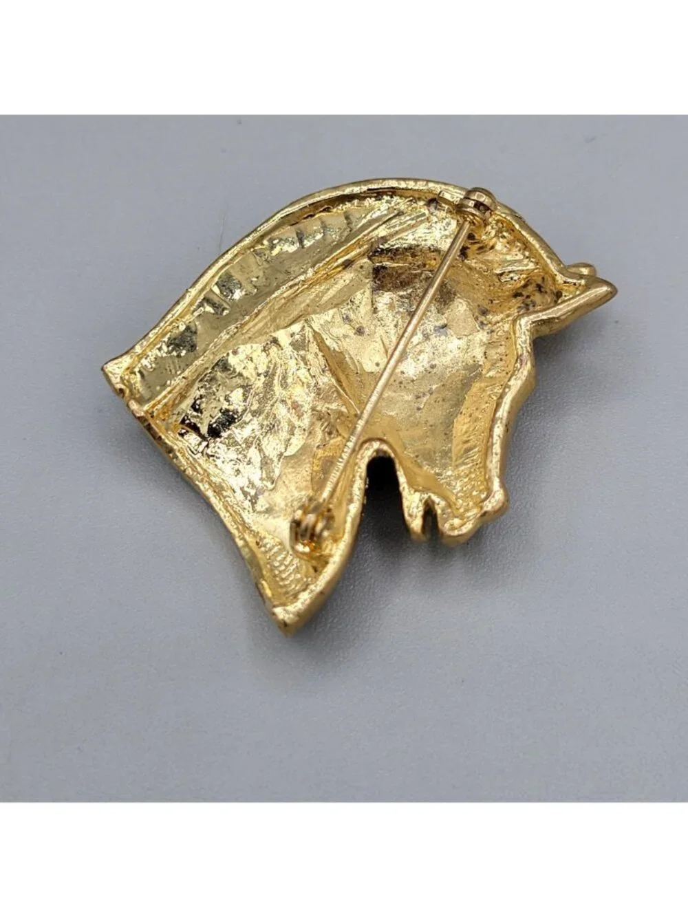 Gold Tone Horse Head Boho Brooch Western Fashion Textured Pattern